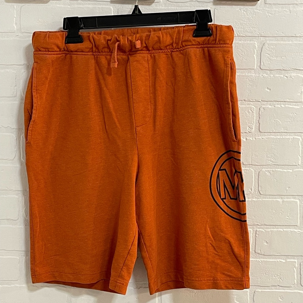 Men’s Michael Kors knit shorts. Size M